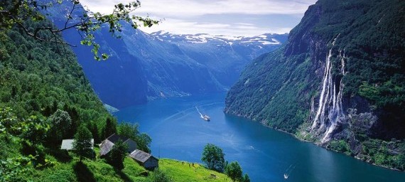 GEIRANGER FJORD FIORDO NORUEGA 